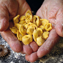 Carica l'immagine nel visualizzatore di Gallery, Cappelletti da Brodo