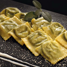 Carica l'immagine nel visualizzatore di Gallery, Tortelli Verdi Reggiani